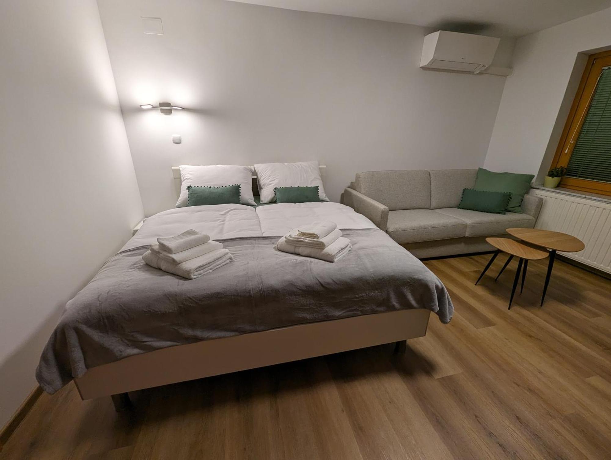 Studio Apartment Velis Радовлица Экстерьер фото
